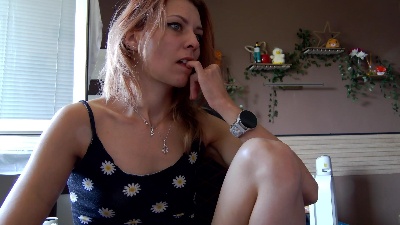Karoline121 live cam on Cam4