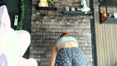 Karoline121 live cam on Cam4