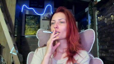 Karoline121 live cam on Cam4