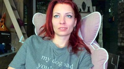 Karoline121 live cam on Cam4