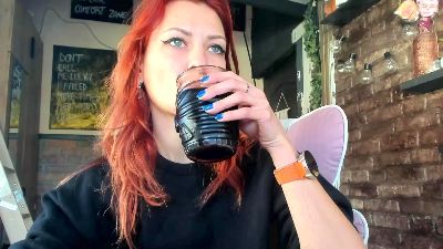 Karoline121 live cam on Cam4