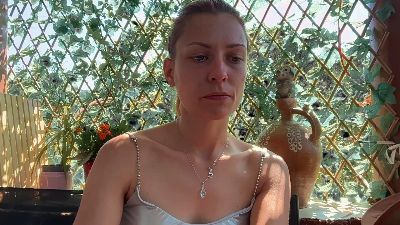 Karoline121 live cam on Cam4