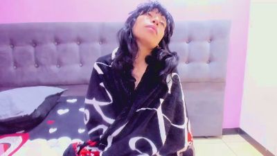 Karoline_066 live cam on Cam4