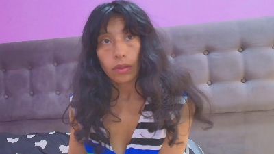 Karoline_066 live cam on Cam4
