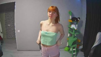KarrenBrevo live cam on Cam4