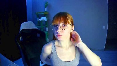 KarrenBrevo live cam on Cam4