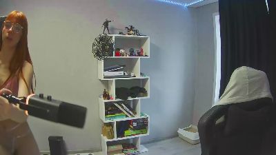 KarrenBrevo live cam on Cam4