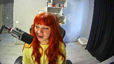 KarrenBrevo live cam on Cam4