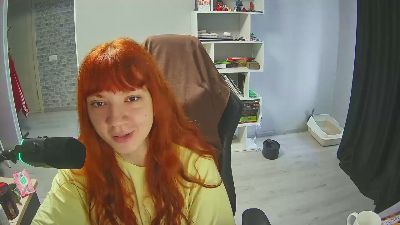 KarrenBrevo live cam on Cam4