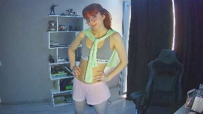 KarrenBrevo live cam on Cam4