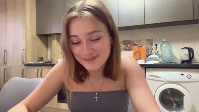 KarriJeltema live cam on Cam4