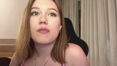 KarriJeltema live cam on Cam4