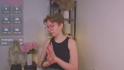 KarrieAlvez live cam on Cam4