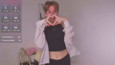 KarrieAlvez live cam on Cam4