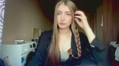 KarrieLallo live cam on Cam4