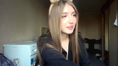 KarrieLallo live cam on Cam4