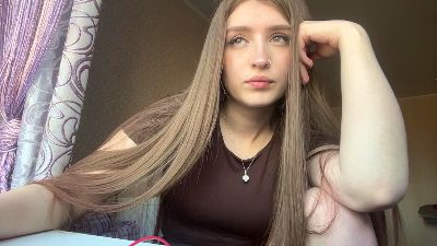 KarrieLallo live cam on Cam4
