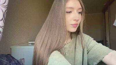 KarrieLallo live cam on Cam4