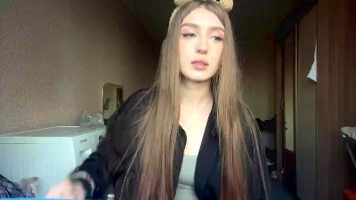 KarrieLallo live cam on Cam4