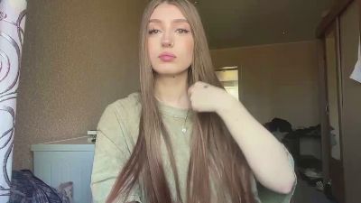 KarrieLallo live cam on Cam4
