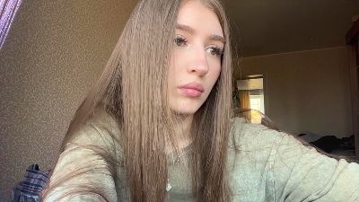 KarrieLallo live cam on Cam4