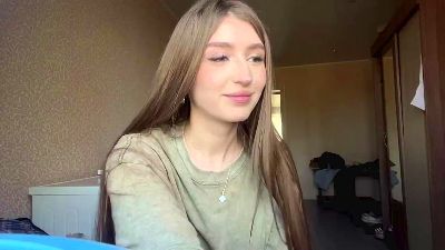 KarrieLallo live cam on Cam4