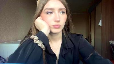 KarrieLallo live cam on Cam4