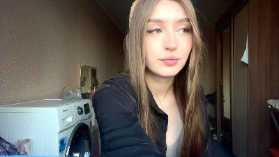KarrieLallo live cam on Cam4