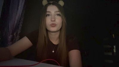 KarrieLallo live cam on Cam4