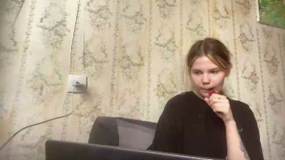 KaryVanwagner live cam on Cam4