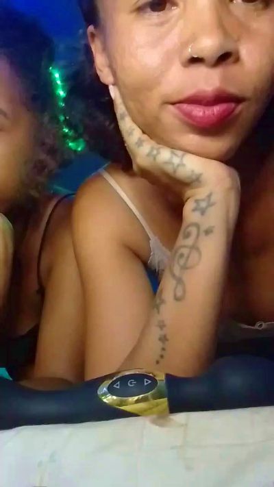 Kasina_raz live cam on Cam4