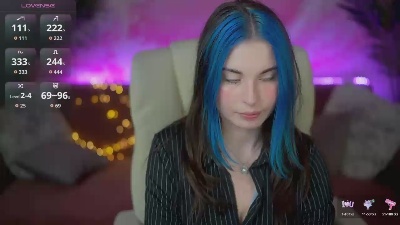 KassandraPlay live cam on Cam4