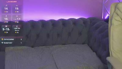 KassandraPlay live cam on Cam4