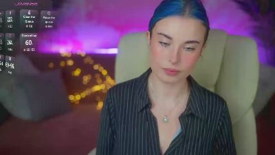 KassandraPlay live cam on Cam4