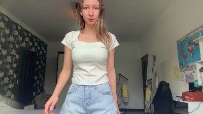 KassieSigona live cam on Cam4