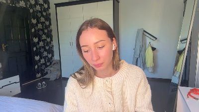 KassieSigona live cam on Cam4