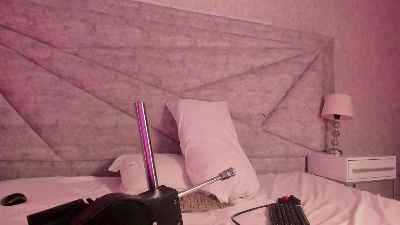 KataleyaaVega live cam on Cam4
