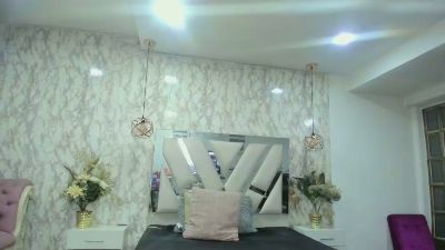 Kataleyamilf69_ live cam on Cam4