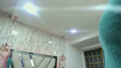 Kataleyamilf69_ live cam on Cam4