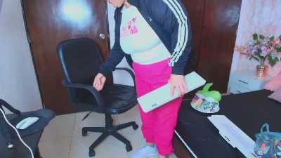 Kataleyamilf69_ live cam on Cam4