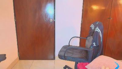 Kataleyamilf69_ live cam on Cam4