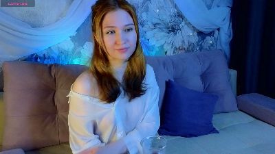 Kataleyaotter live cam on Cam4