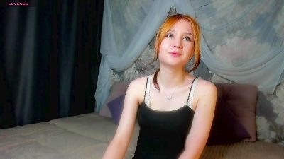 Kataleyaotter live cam on Cam4