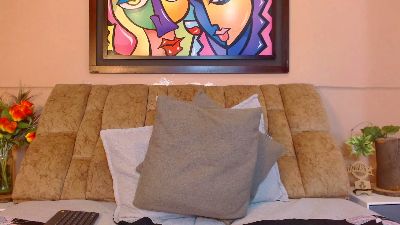 KateWelsin live cam on Cam4