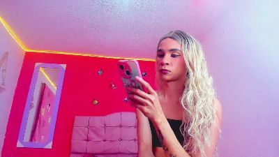 Kate_Hadid live cam on Cam4