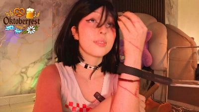 Katemoss69 live cam on Cam4