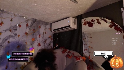 Katemoss69 live cam on Cam4