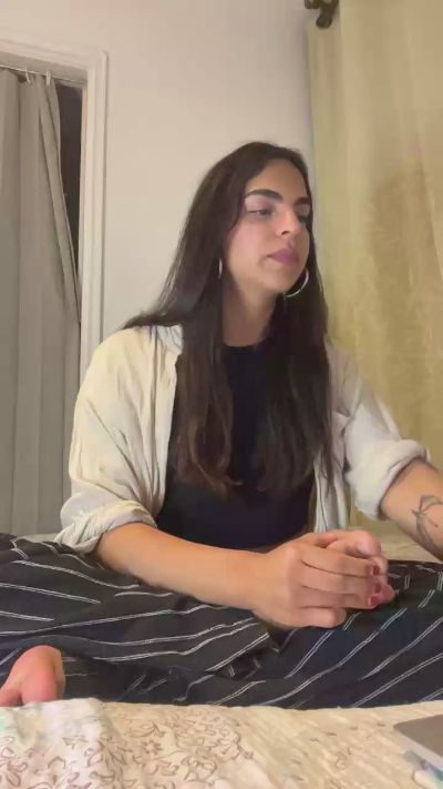 Katerinnauu live cam on Cam4