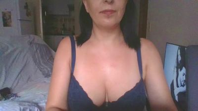 Katherinluna33 live cam on Cam4