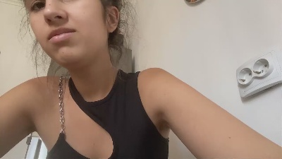 KathieBenziger live cam on Cam4